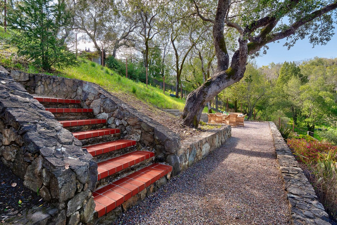 166 Crane Drive, San Anselmo