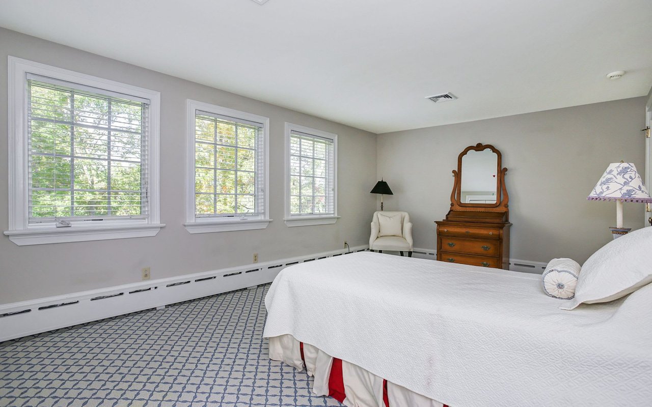 101 Golf Edge Dr 
