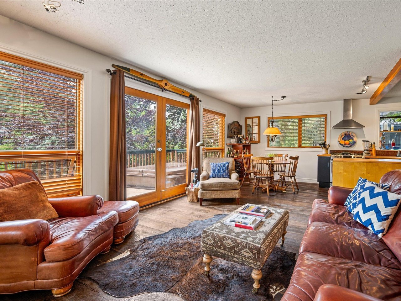 2316 Gondola Wy