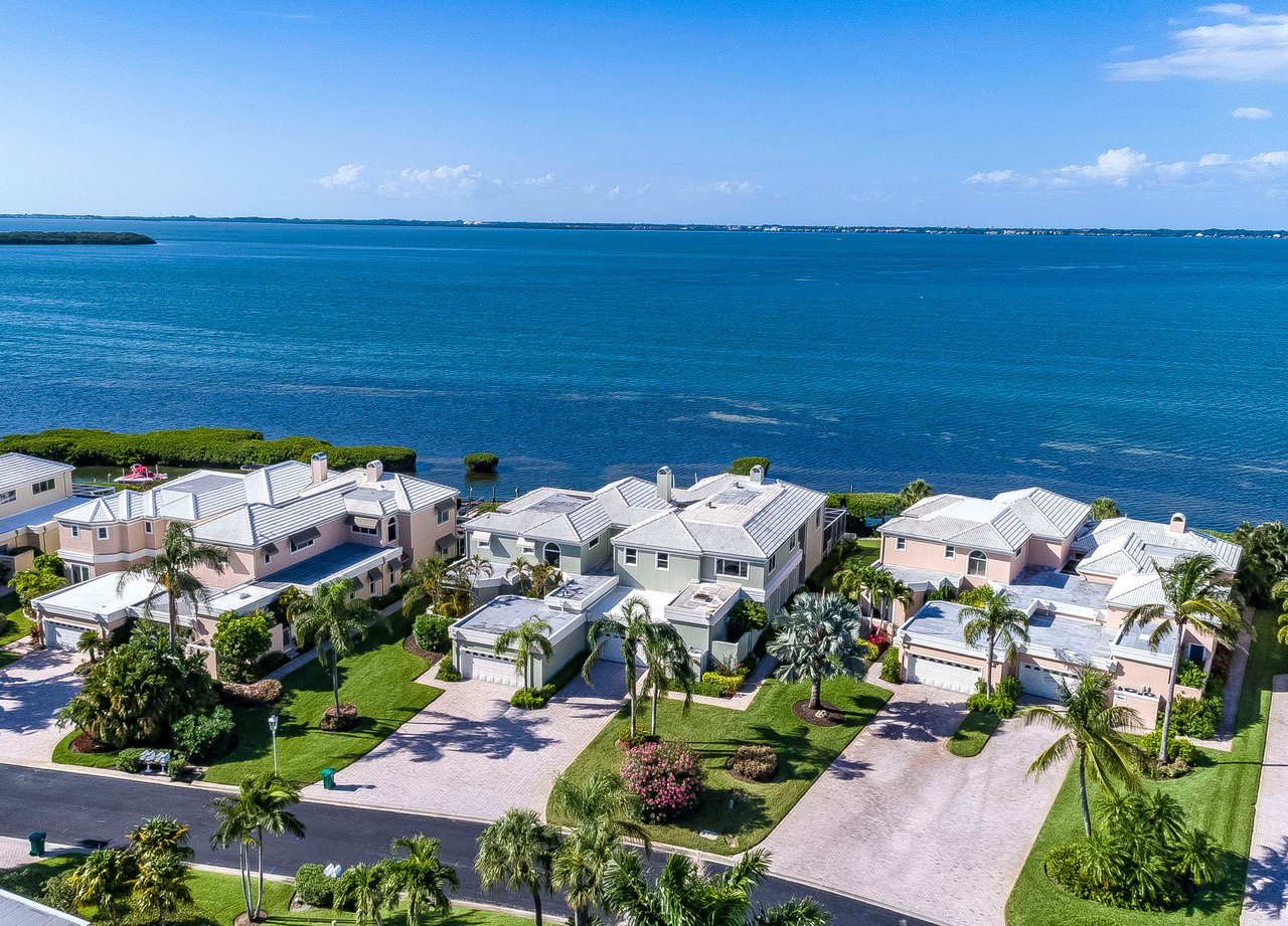 BAY ISLES- LONGBOAT KEY 