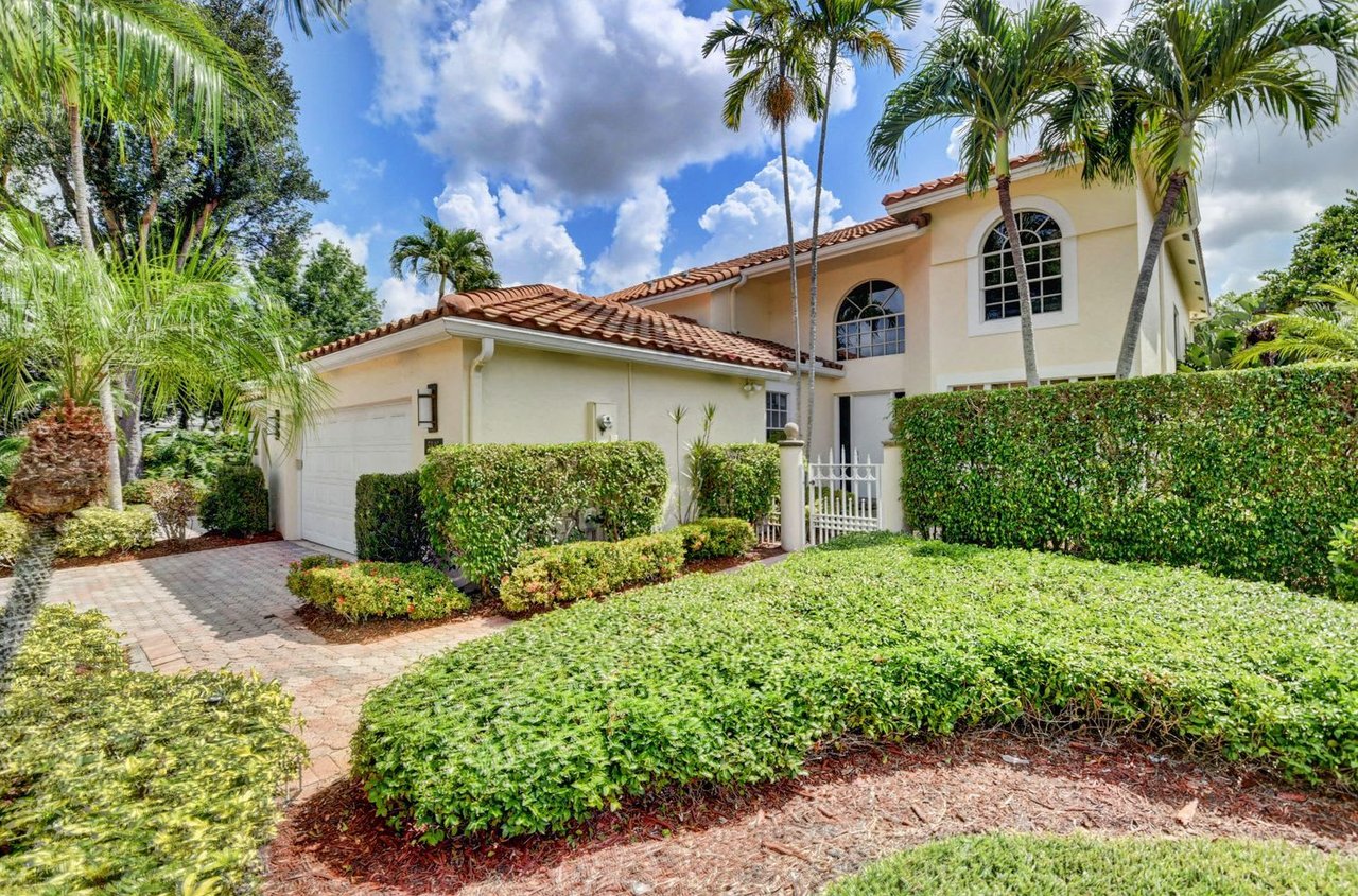  5846 NW 24th Ter