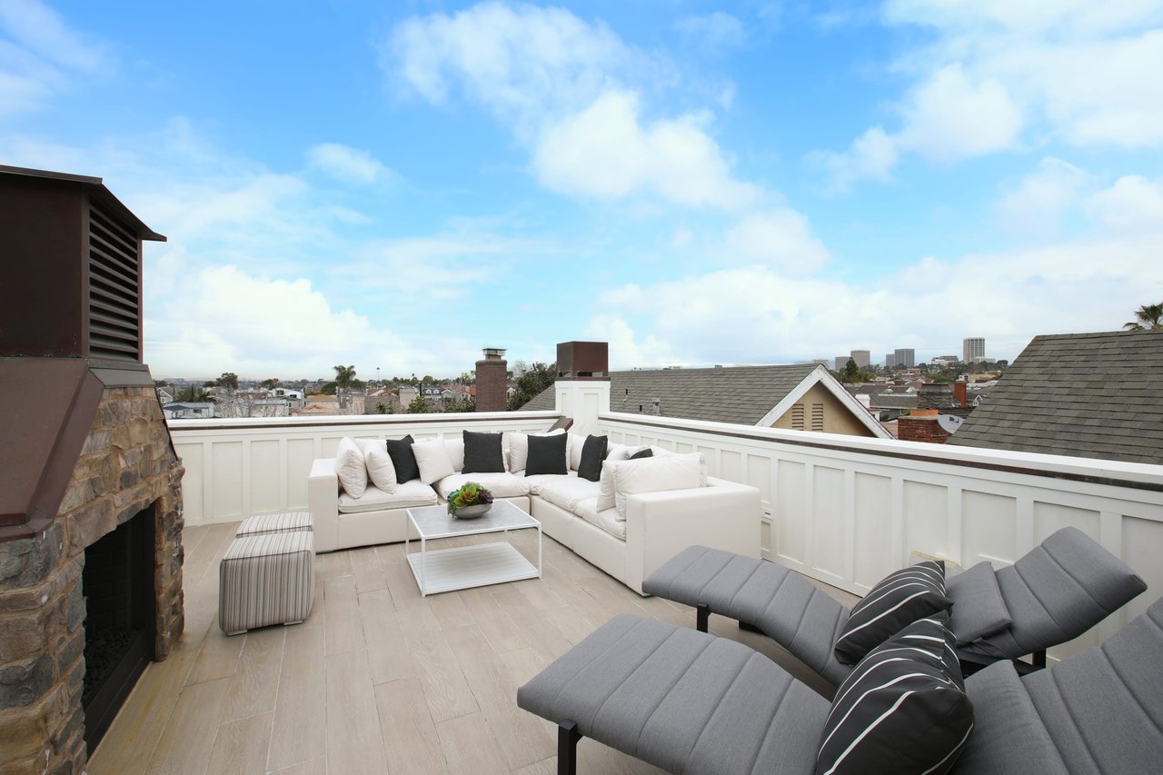 426 Dahlia Avenue