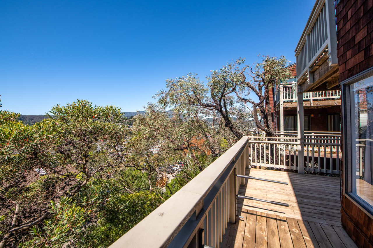 501 Headlands Court, Sausalito