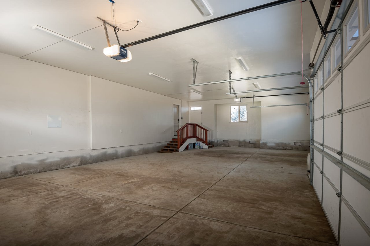 Remodeled Home with Land & Barn...Plus VIEWS