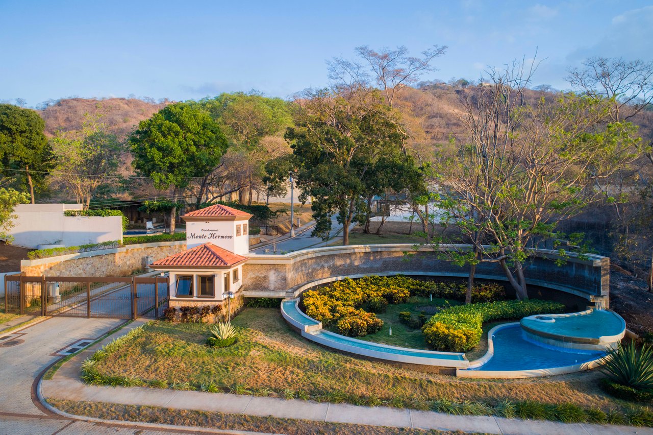 Serene Retreat near Playas del Coco