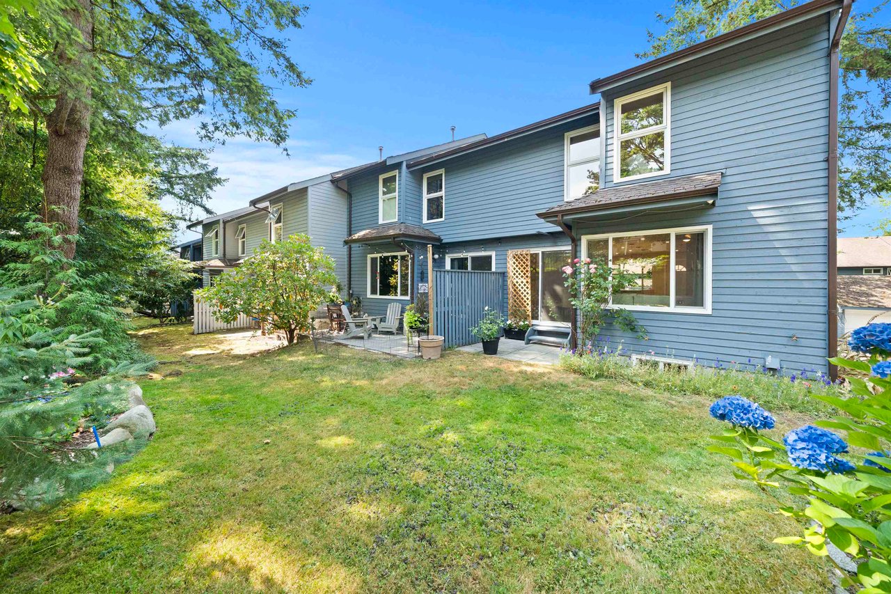 453 Carlsen Pl