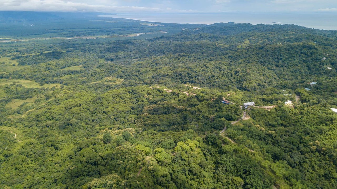 205 Acre Ranch W. Unsurpassed Ocean Views Right in Manuel Antonio!