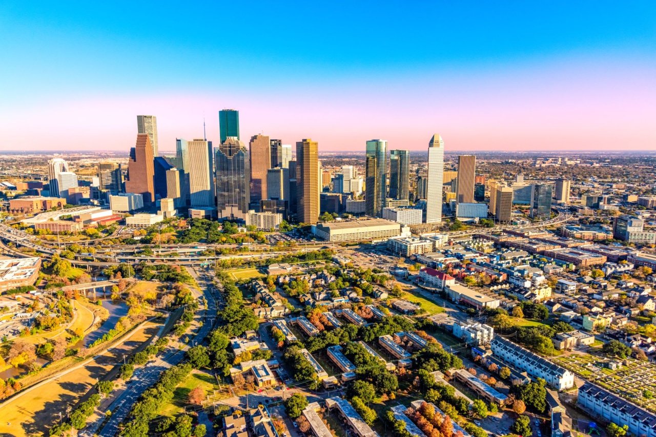 Moving to Houston? These Steps Will Help You Prepare