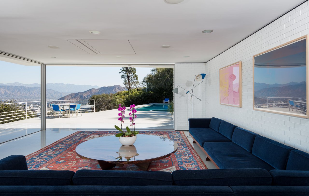 Contemporary Modern View Home