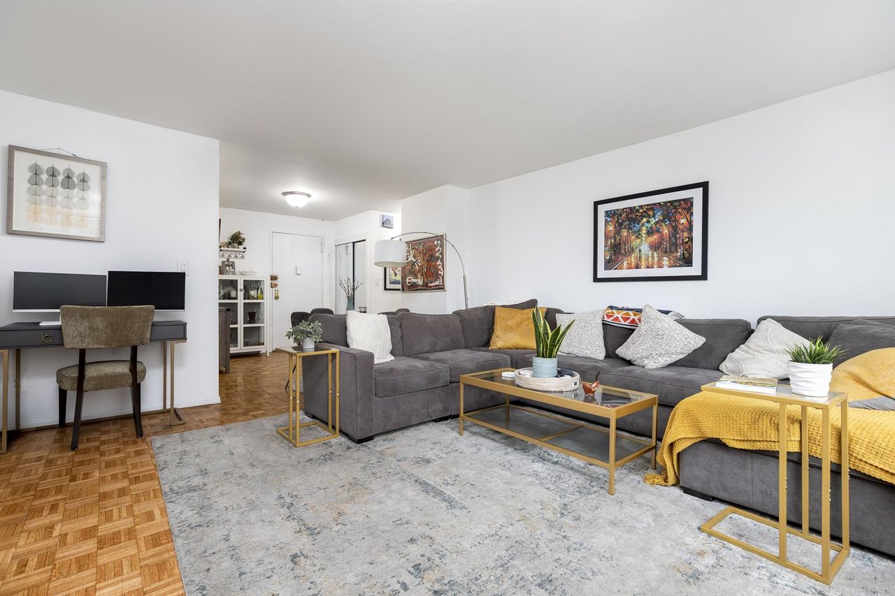 400 East 85th Street, Apt 11G