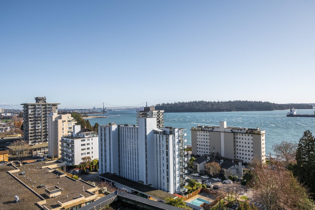 804-1930 Marine Dr
