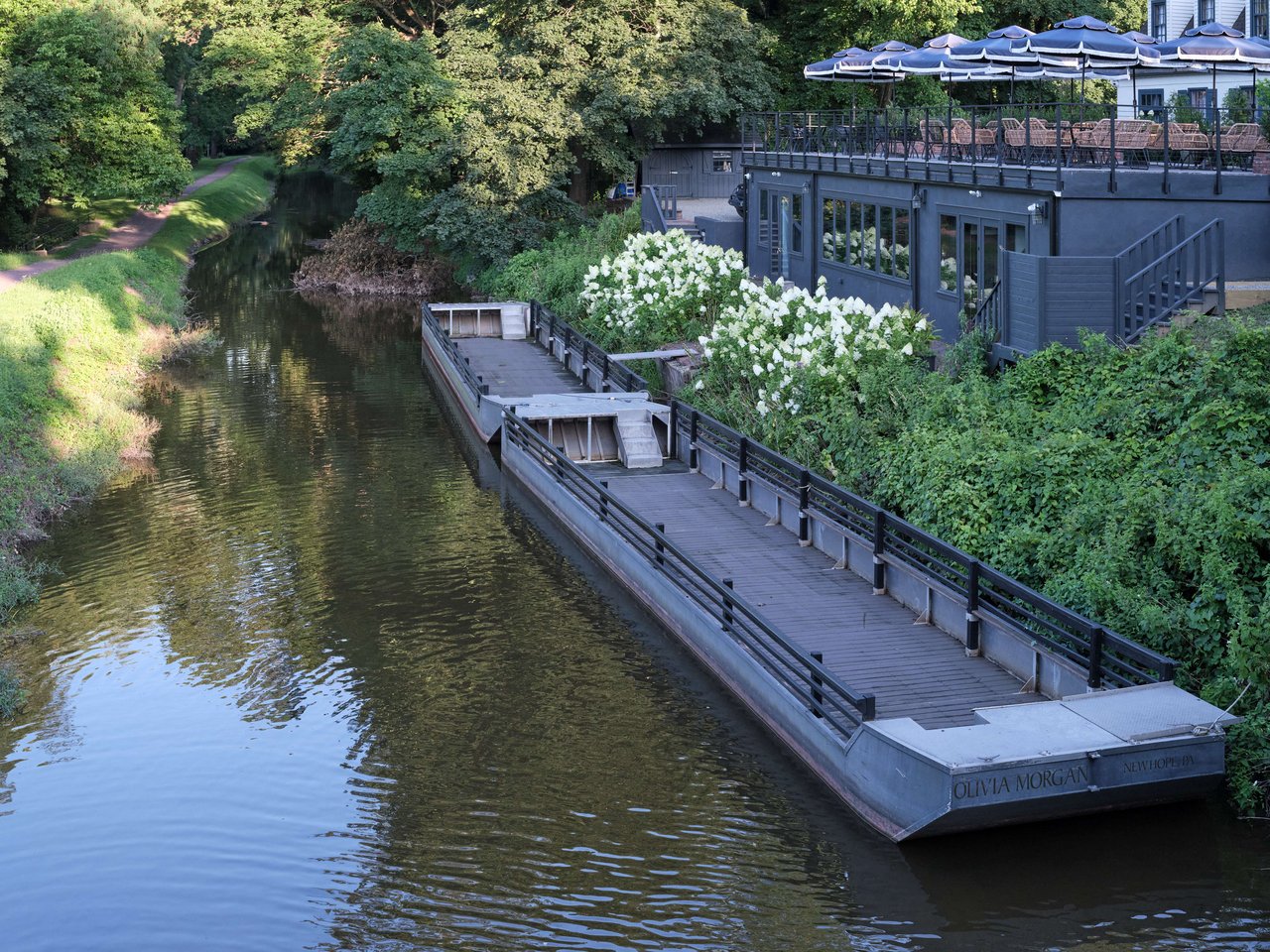 Floating Dreams: Reimagining Real Estate on the Water