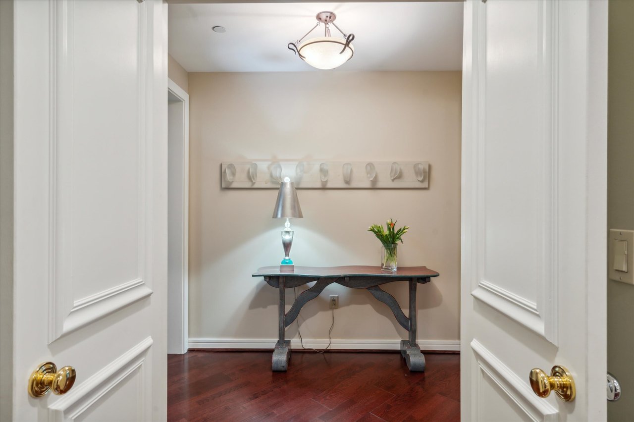 Condo at the Corithian