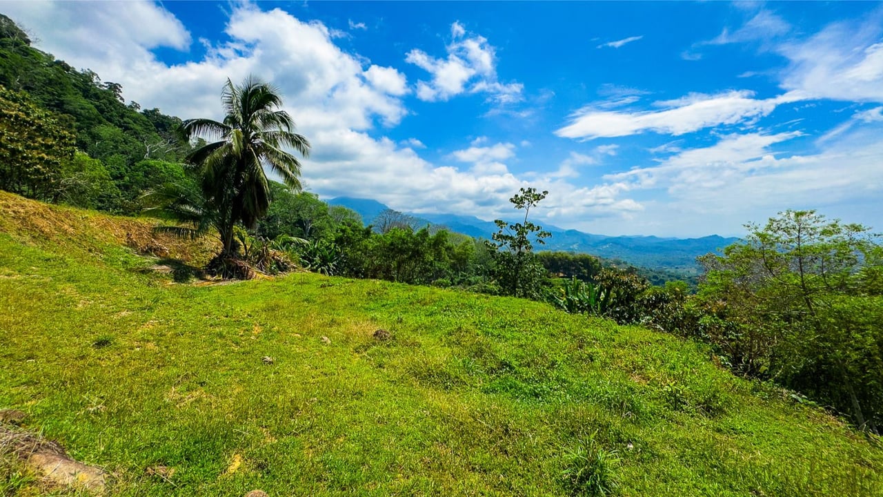 Exclusive Ocean View Building Lot, Ojochal, Puntarenas