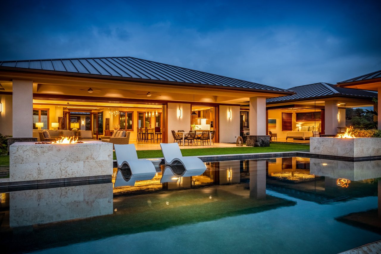 Carrie Nicholson Shares “On the Market: Find Your Hawaii Dream House” in Pasadena Magazine