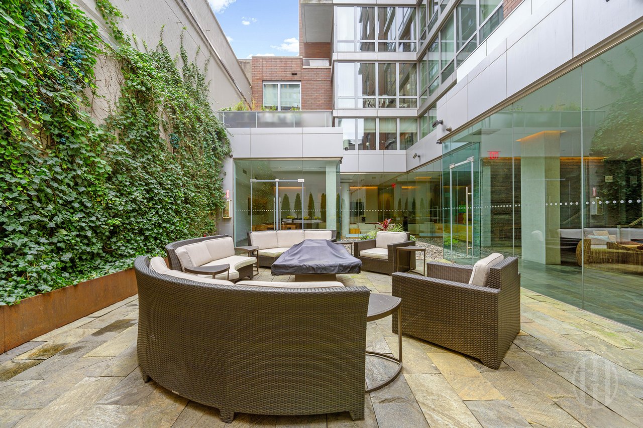 303 E 33rd Street 9E