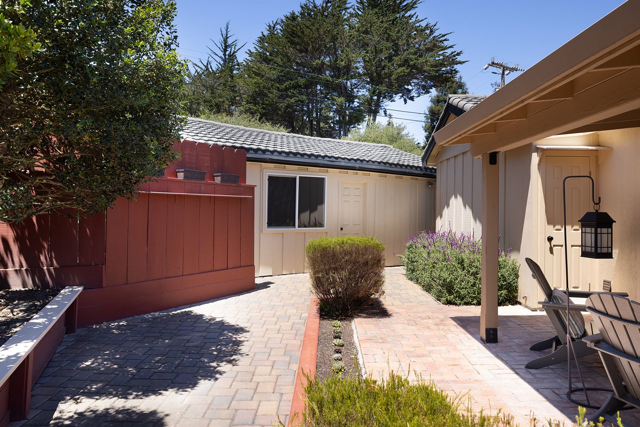 Monterey Living with Bay Views