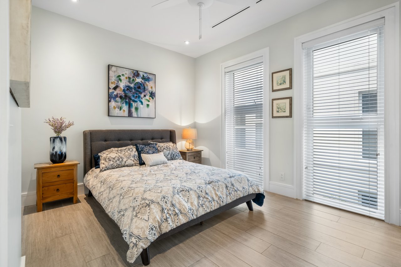 Penthouse 9 - Thirty Six