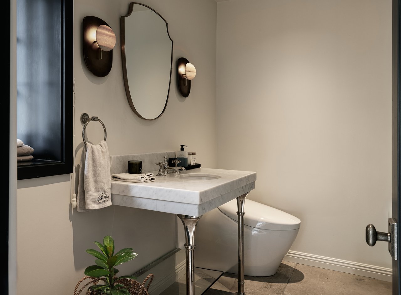 7902 Fareholm Dr, Hollywood Hills