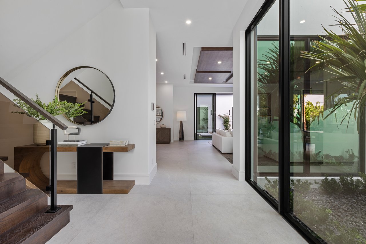 Murray Rd in Soso With Beautiful Water & Island Views