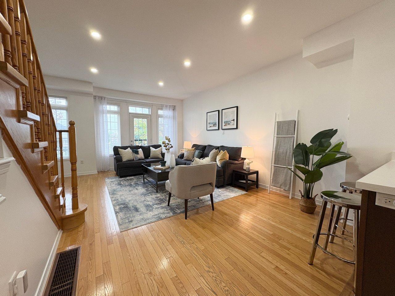 7166 Triumph Lane