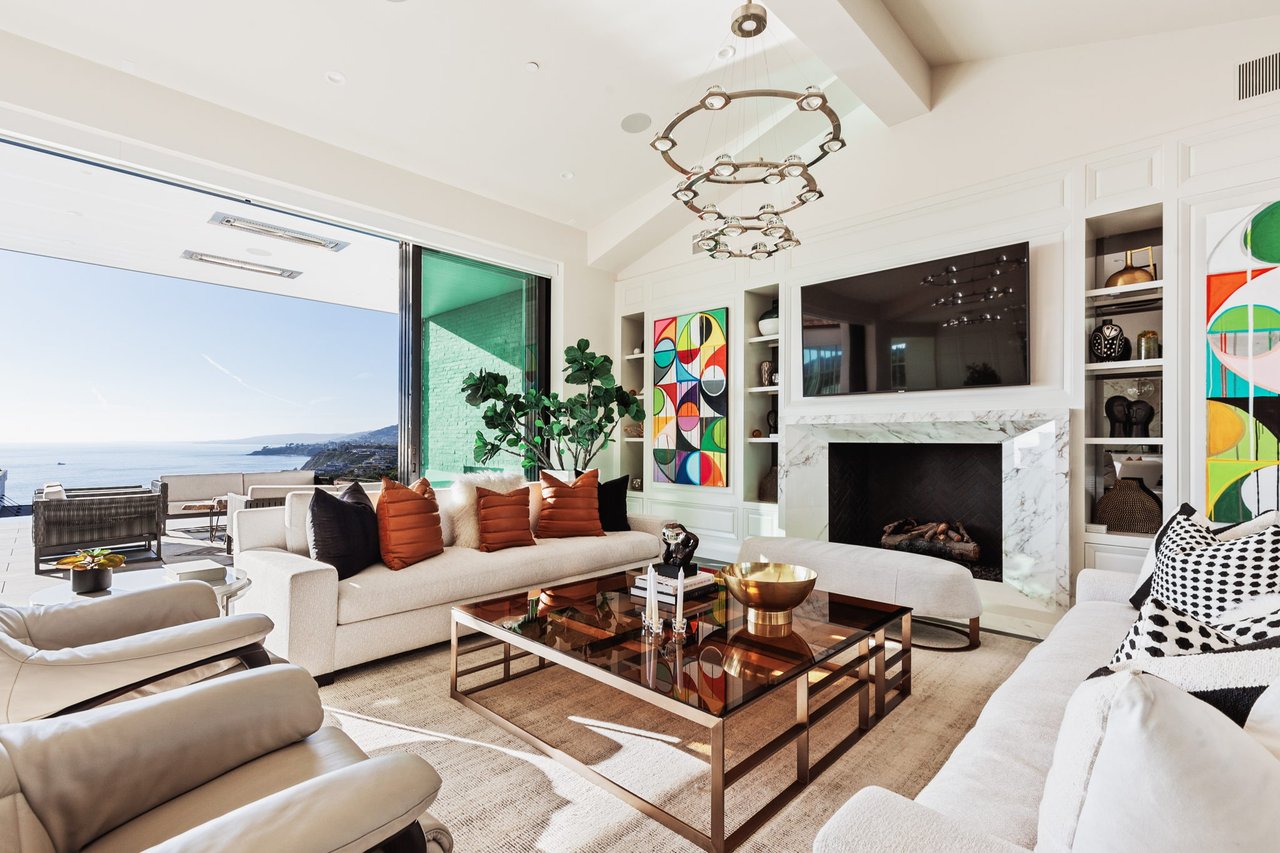 17 Coral Cove Way