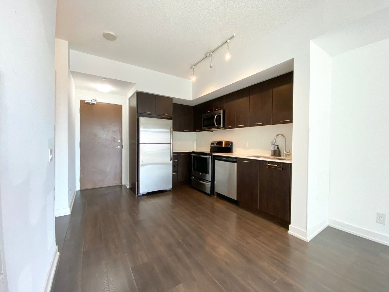 2200 Lake Shore Boulevard Unit: 903