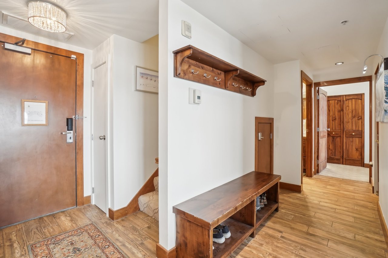 3720 N Sundial Court #B513