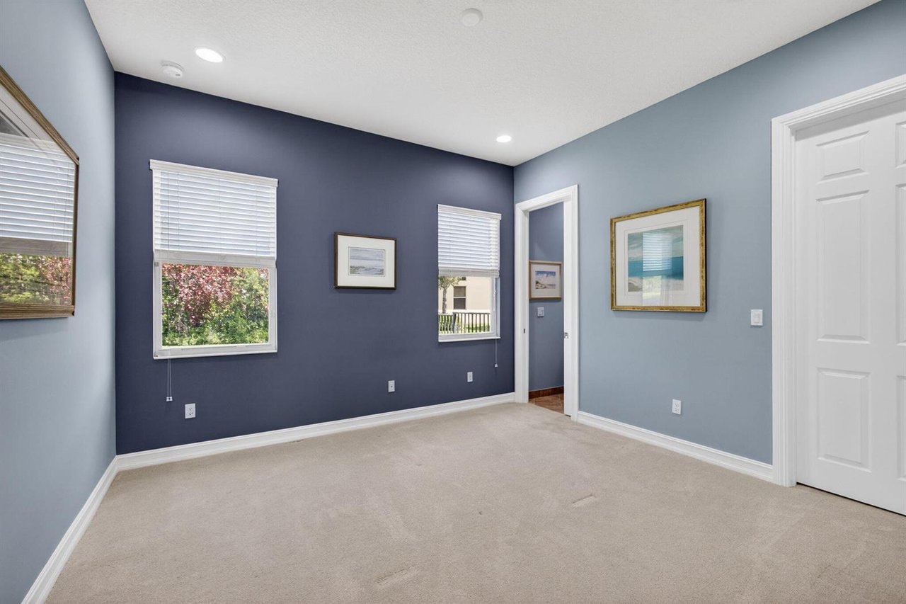 11135 Lynwood Palm Way