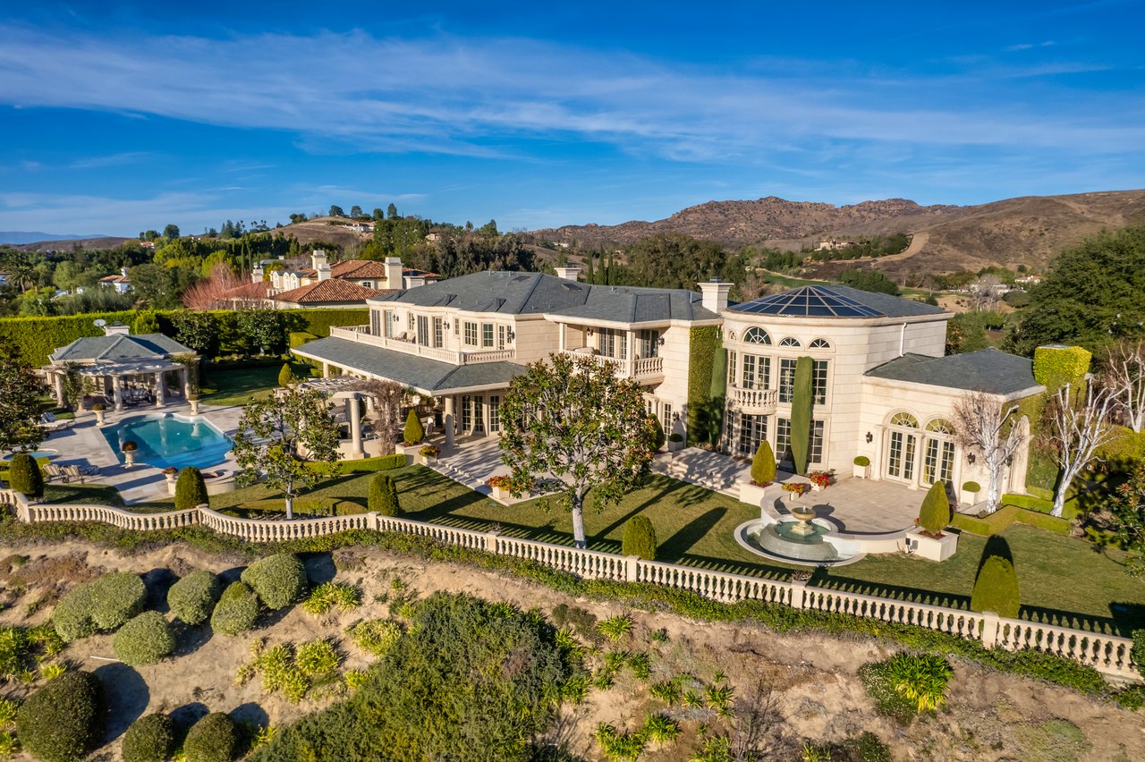 996 Vista Ridge Lane