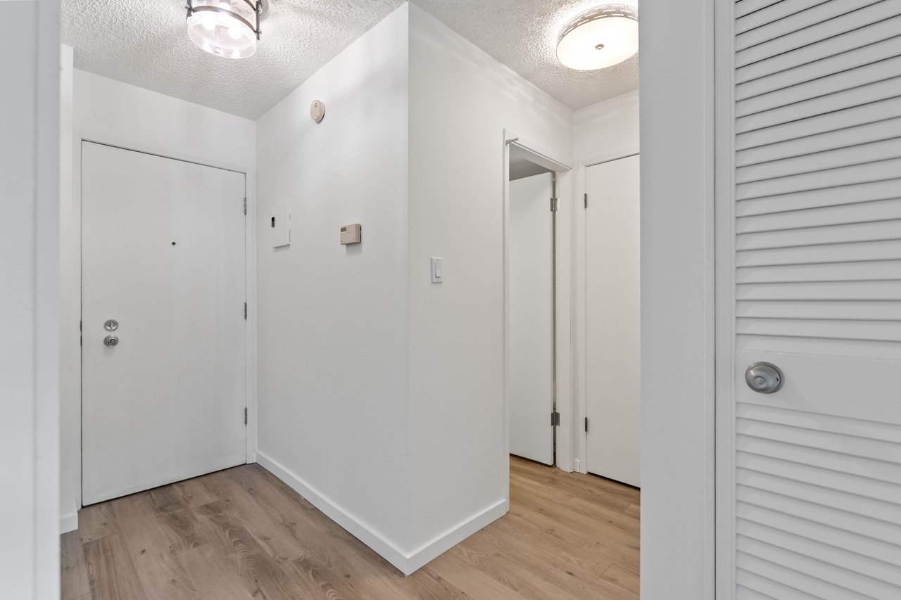 635 56 Avenue SW Unit: 206