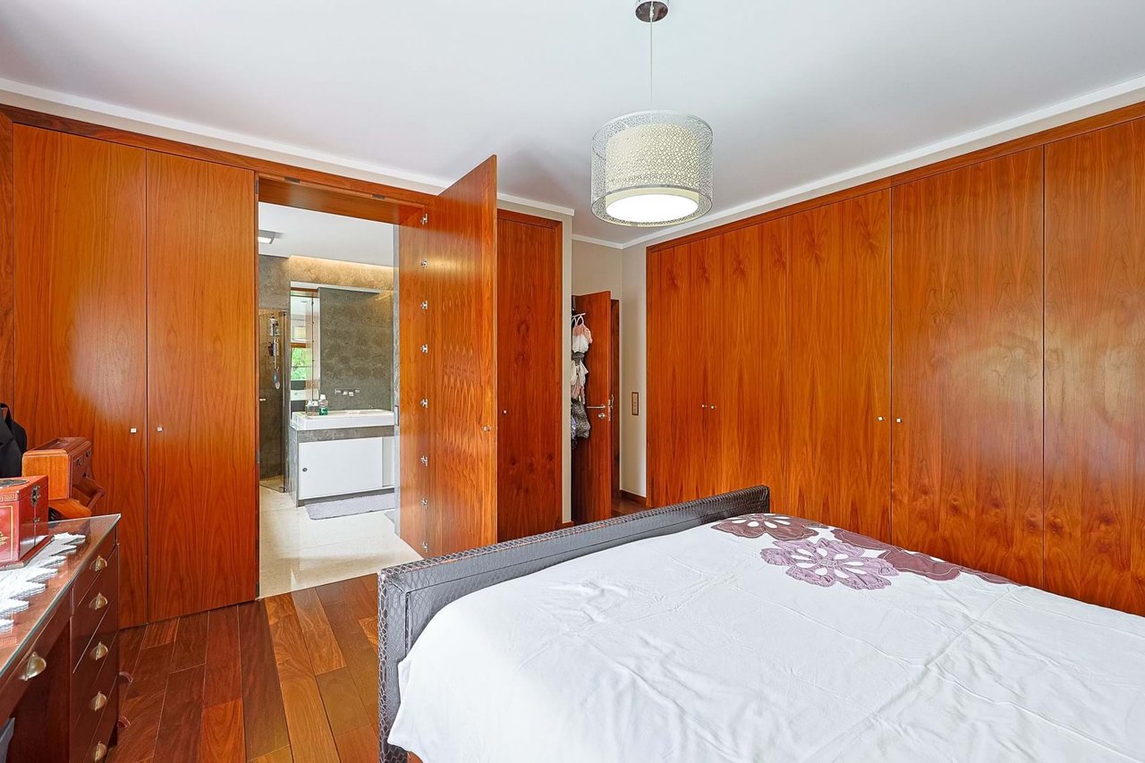 Trophy 5+2 Bedrooms Villa in Gandarinha,  Cascais’ Crown Jewel of Discrete Luxury and Sustainability