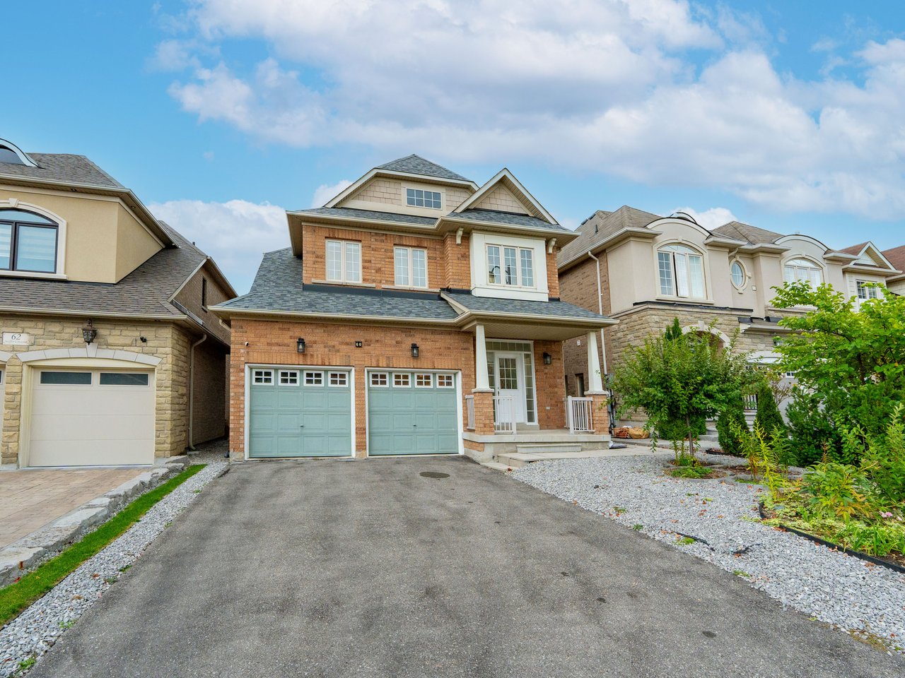 60 Seiffer Cres