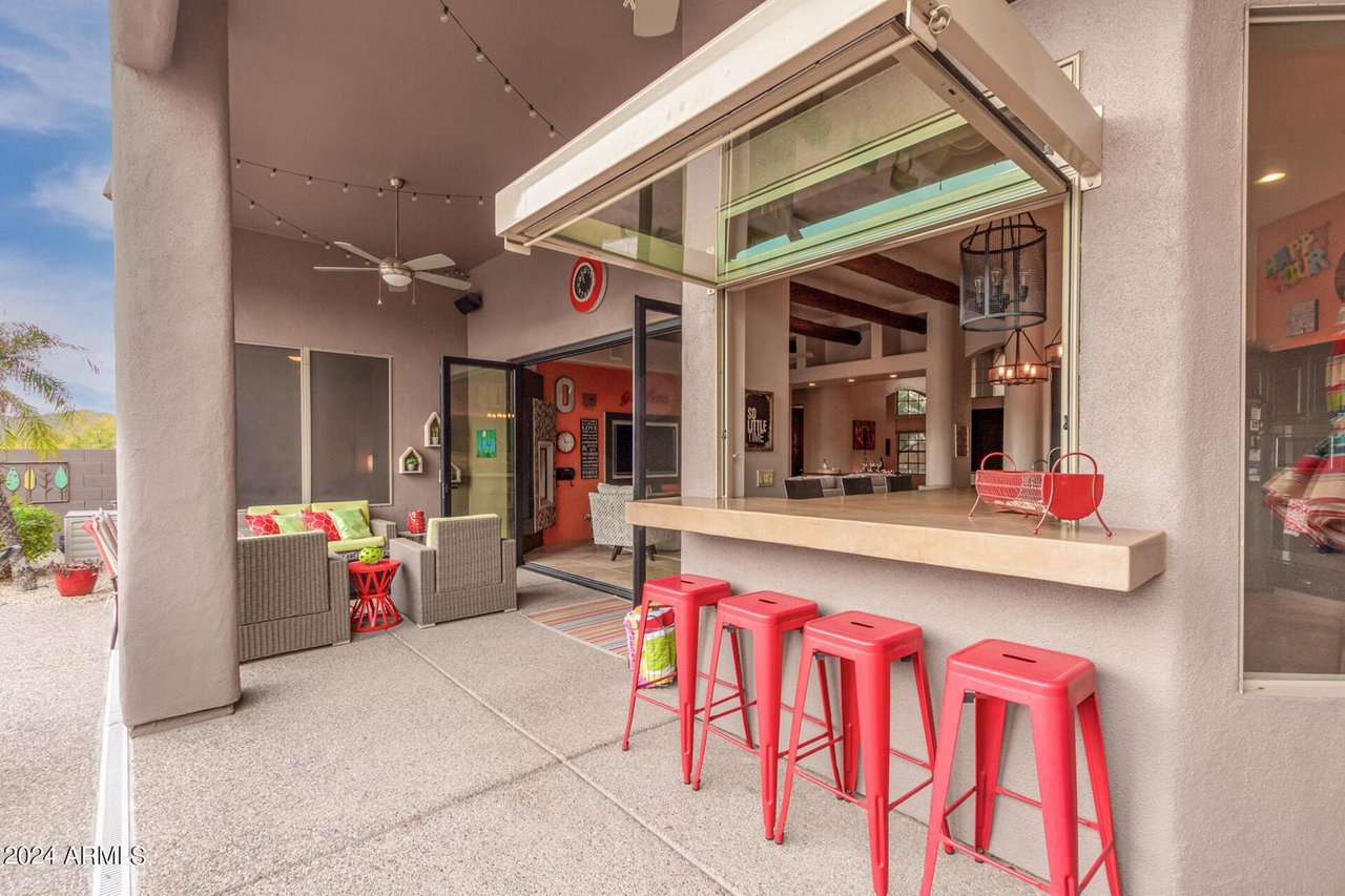 1540 E Villa Theresa