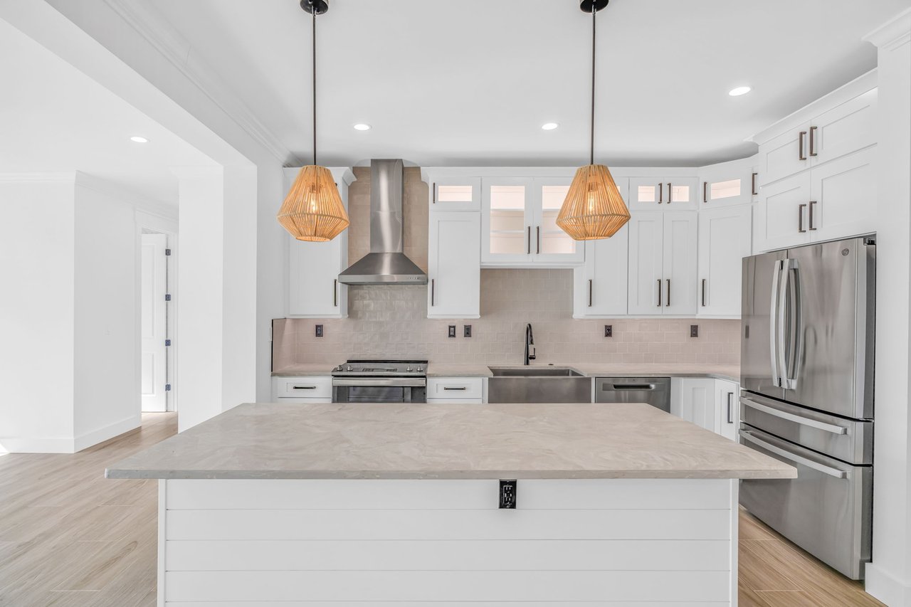 17210 Angelfish Lane