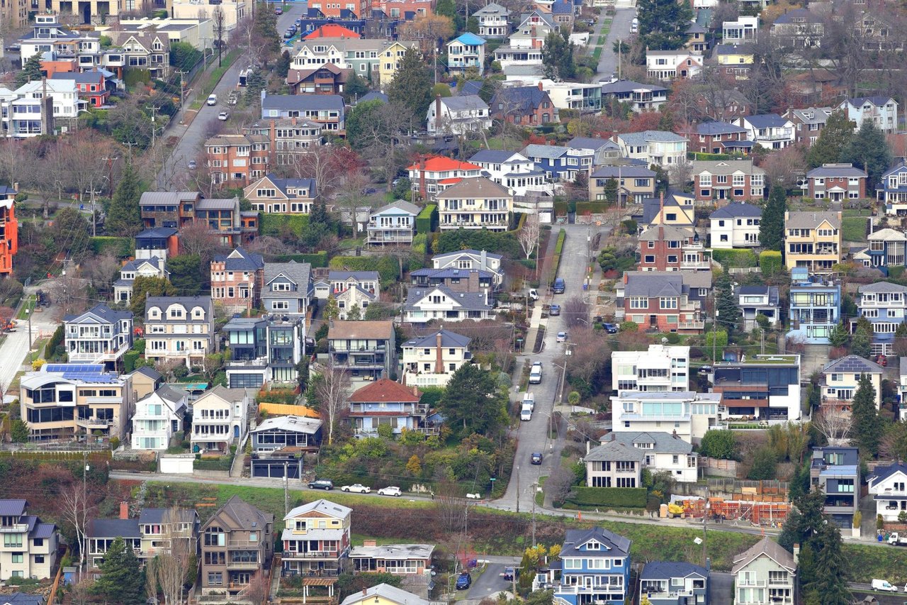 🏡 What’s Next for the Seattle Housing Market? (2026 Forecast Explained)
