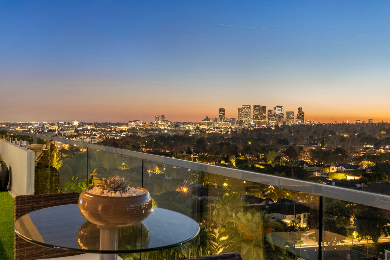 838 N Doheny Dr Unit: 1202, West Hollywood