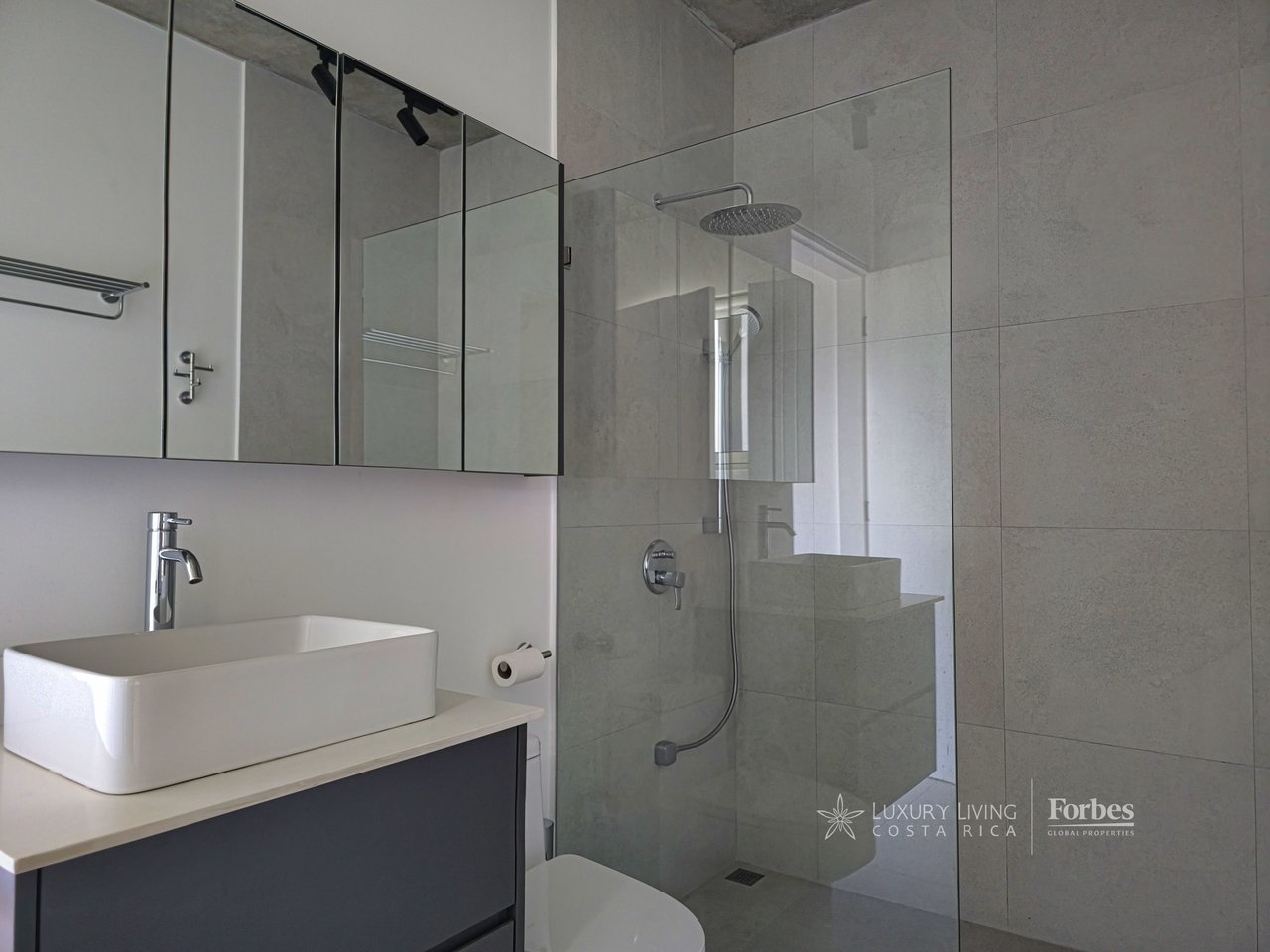 21363 - Modern Home with Panoramic Views in Villa Real 