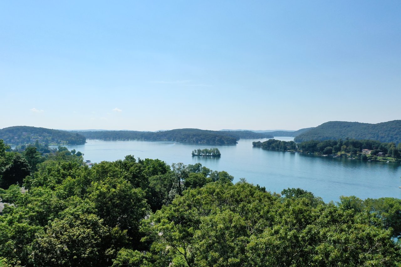 Candlewood Lake