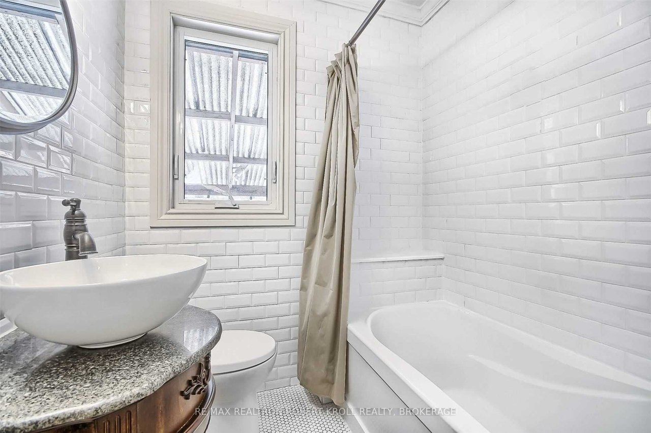 28 Flamborough Dr
