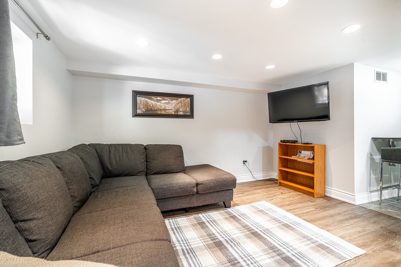 159 Bellefair Ave