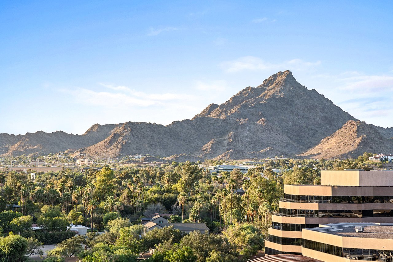 2211 E CAMELBACK Road 902