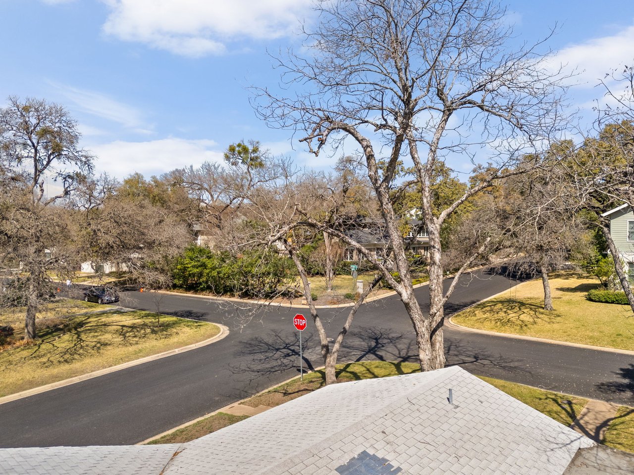 3207 Bridle Path