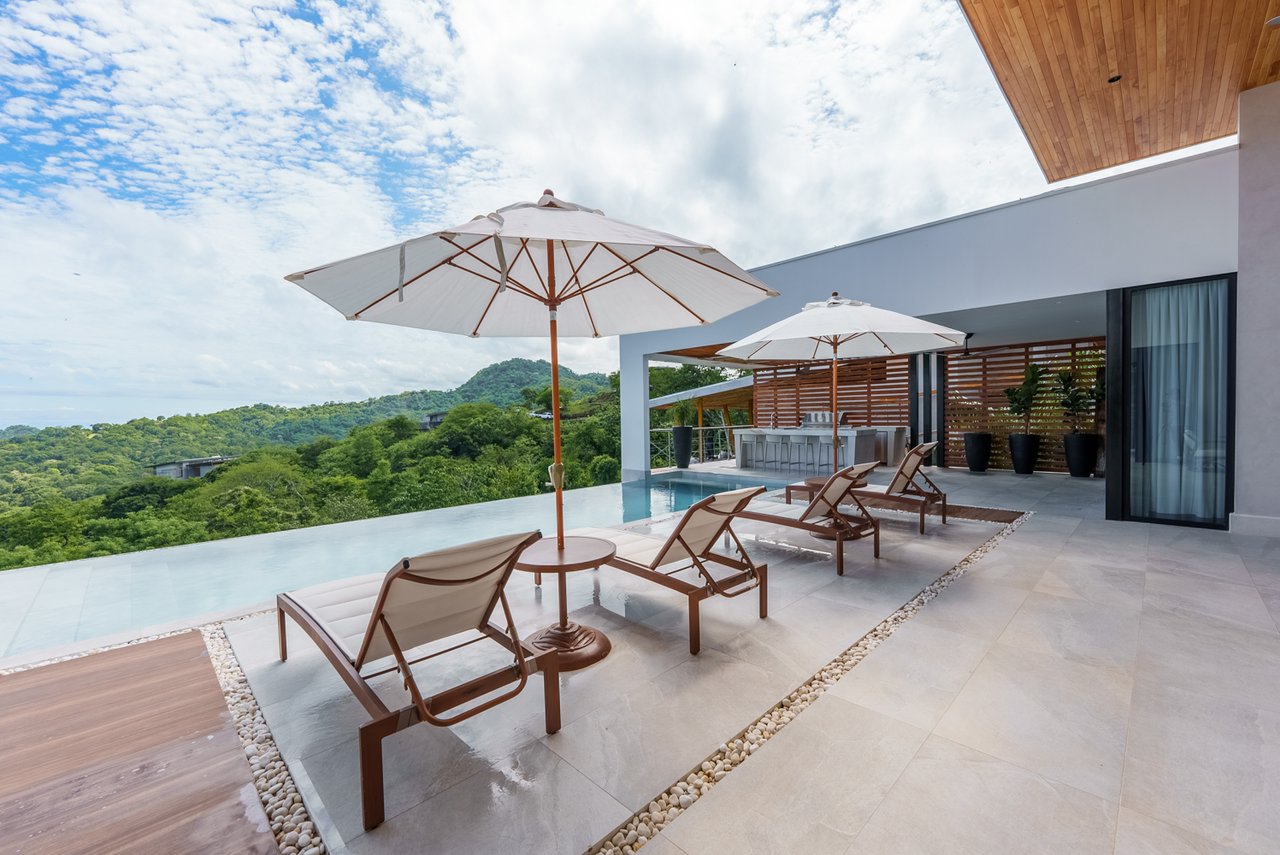 Casa Camino 93 | Luxury Ocean View Estate with Infinity Saltwater Pool in Las Ventanas de Playa Grande