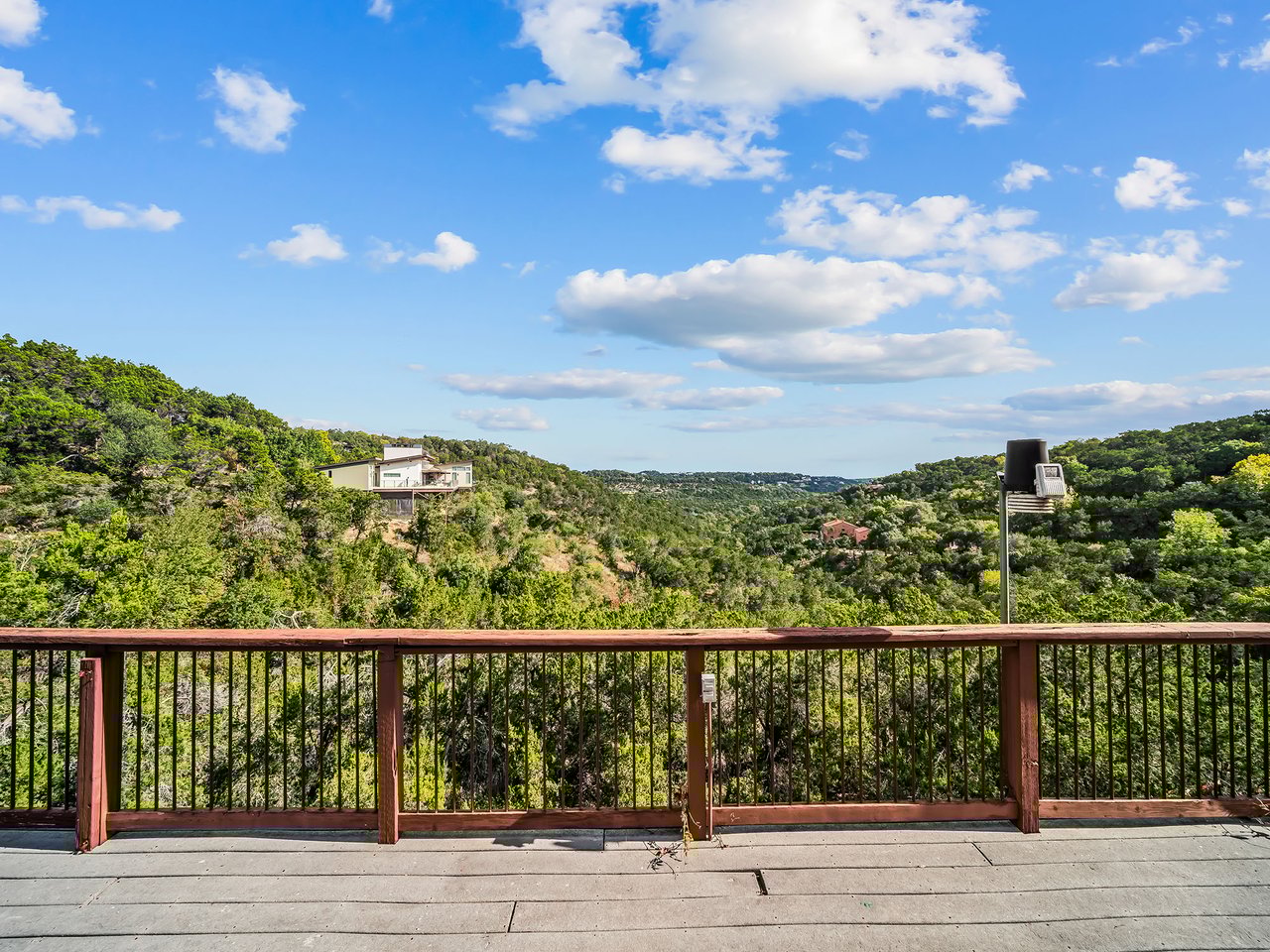 1302 Circle Ridge Drive