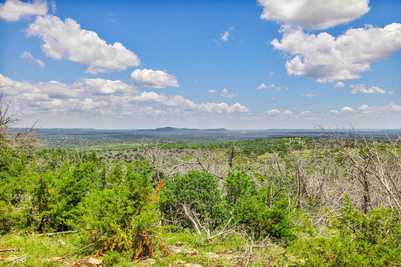 Tract #13 |  RANCHES AT ROUND MOUNTAIN 