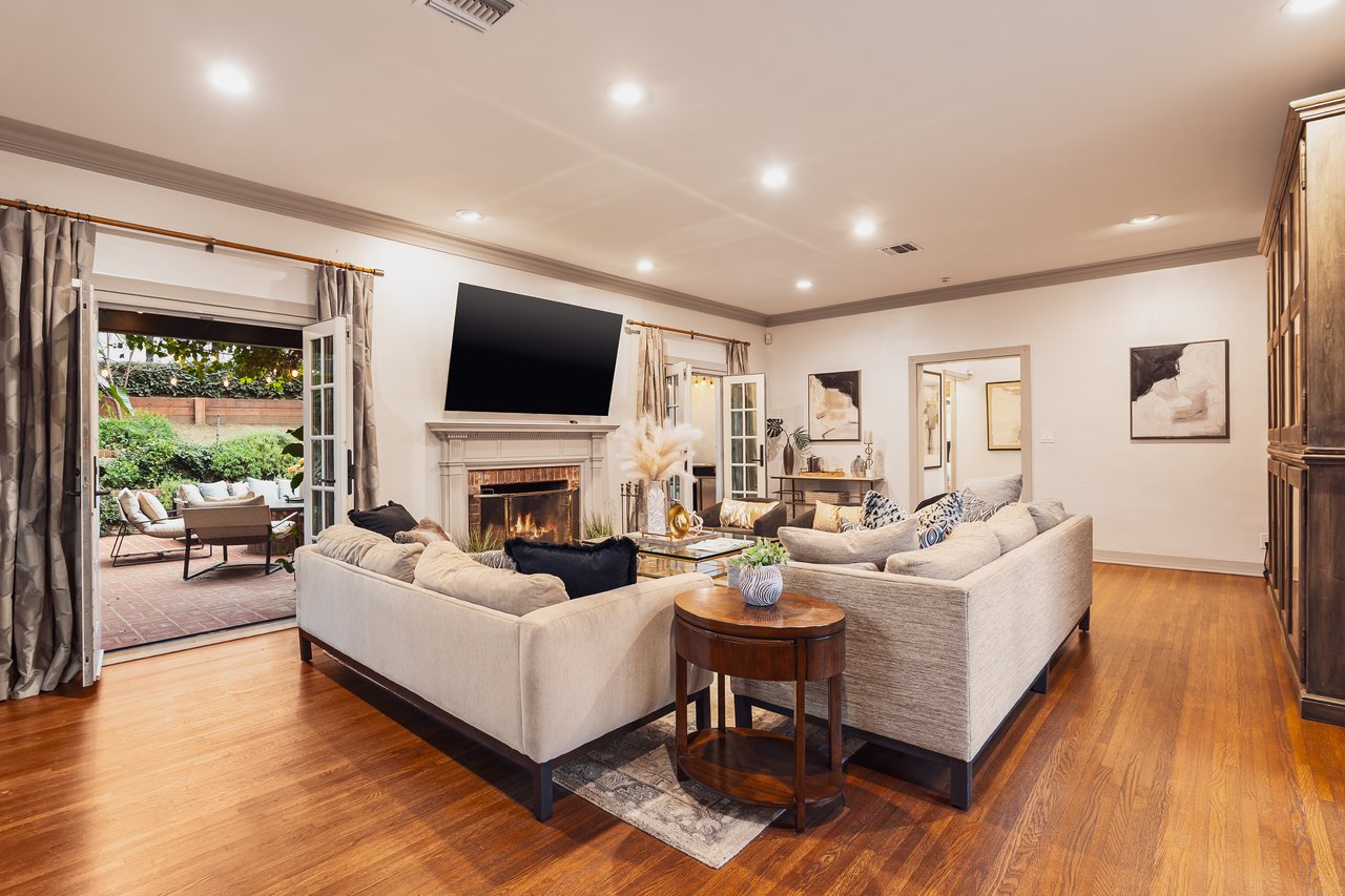 2055 Outpost Dr, hollywood hills