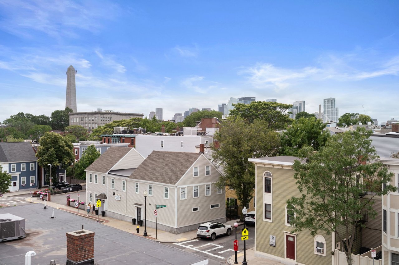 235 Bunker Hill St