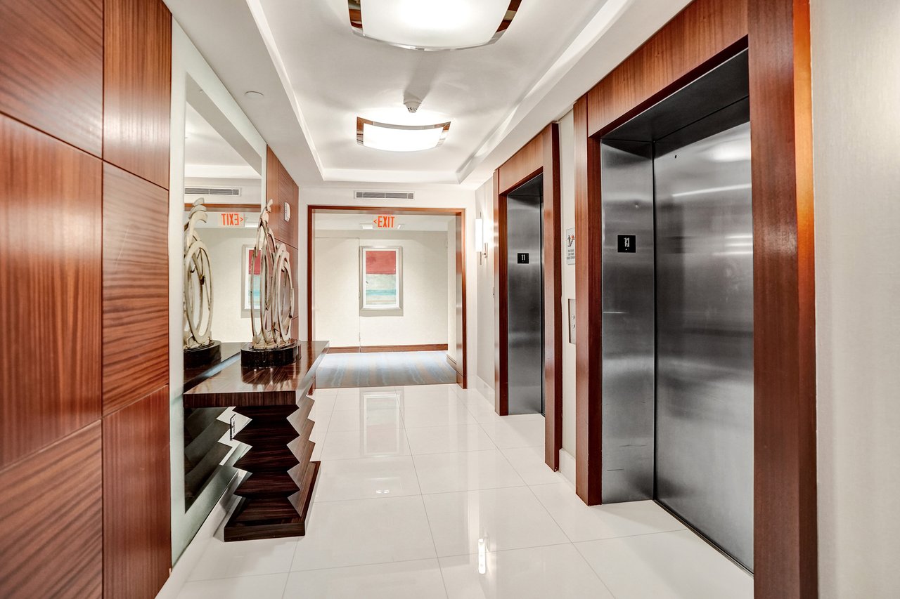 2831 North Ocean Boulevard, Unit 1108N