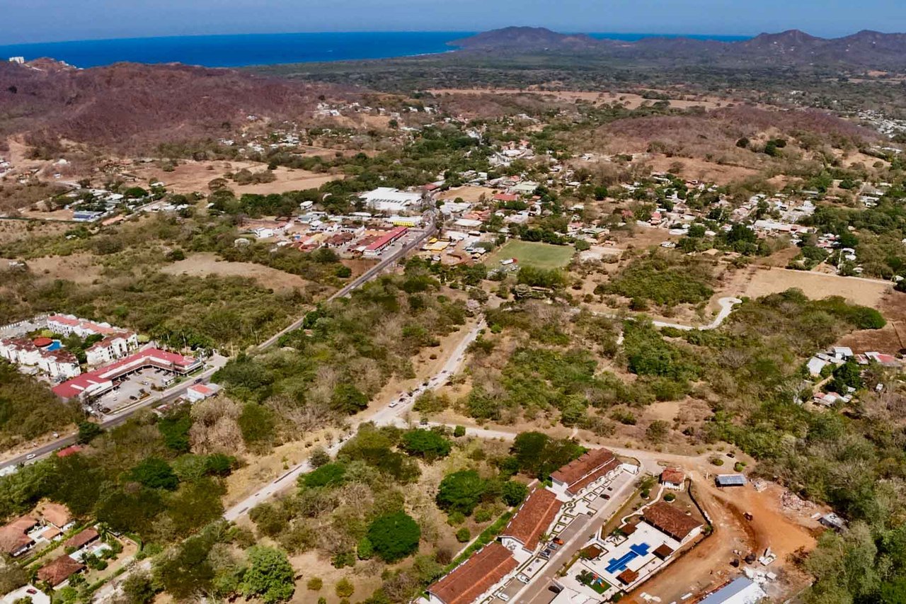 Jacarandas 15 | Modern 3-Bedroom Townhome Minutes from Tamarindo!